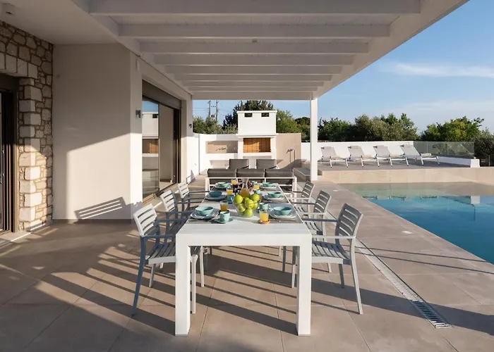 Villa Iris In Pefkos, Pine