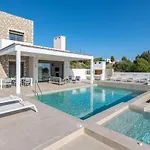 Villa Iris In Pefkos, Pine *